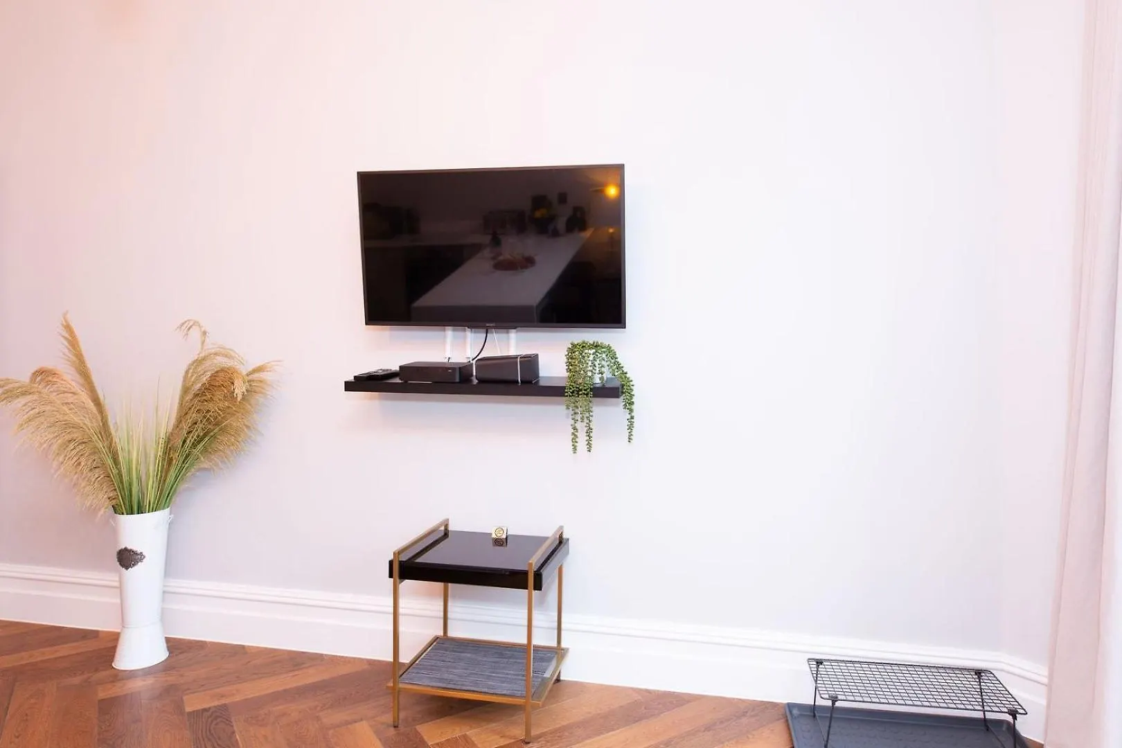 Апартаменты Cohost Partners Charming 2Br In Cardiff With Parking 0*,