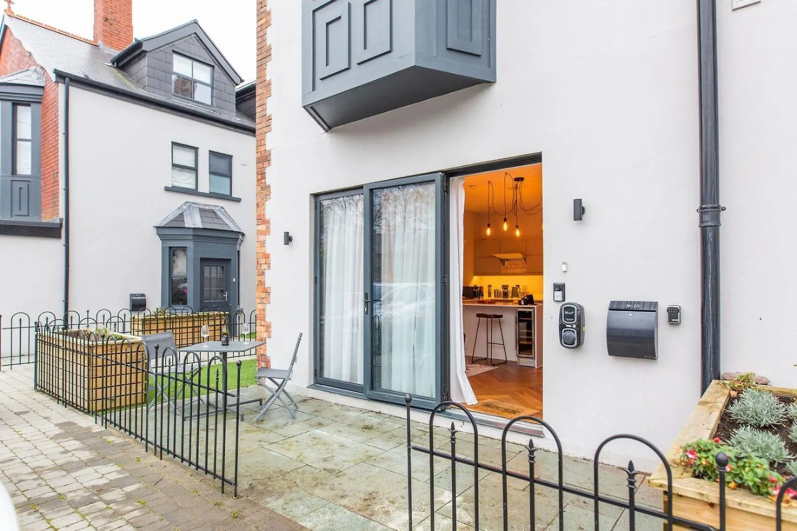 Апартаменты Cohost Partners Charming 2Br In Cardiff With Parking